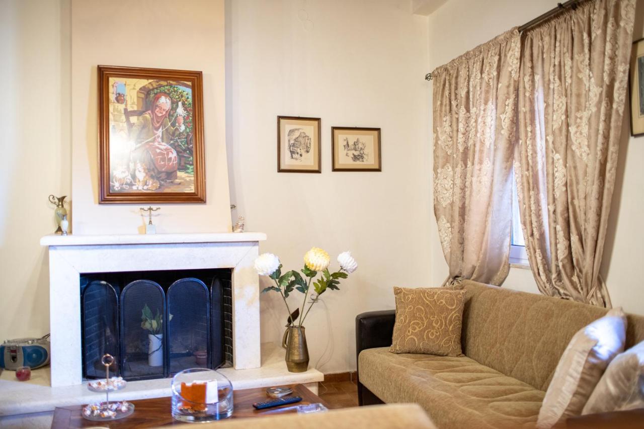 Aggelina's House By Guestcorfu * Kynopiastai